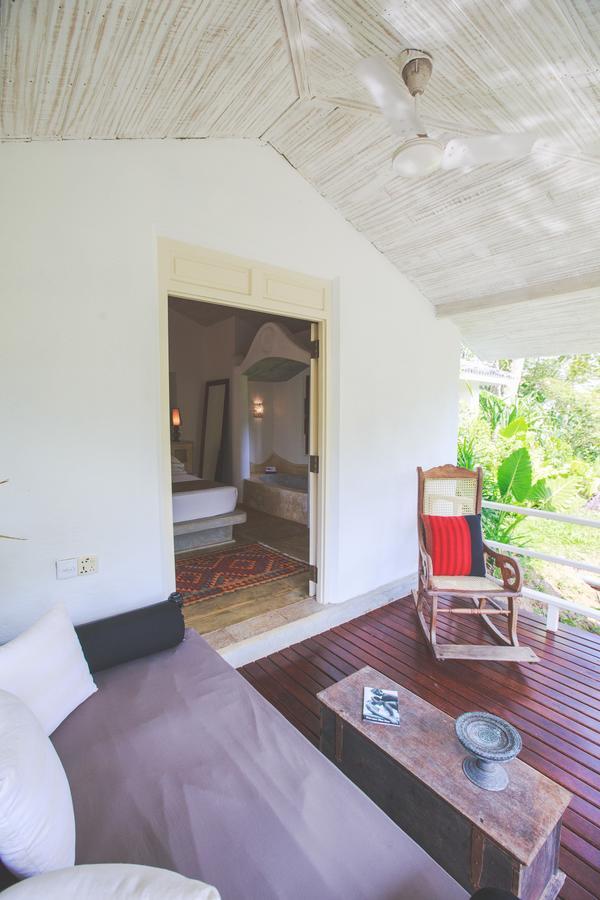 אהנגאמה Karmel Villa Thalduwa Island - Five Bedroom Luxury Villa With Private Pool מראה חיצוני תמונה