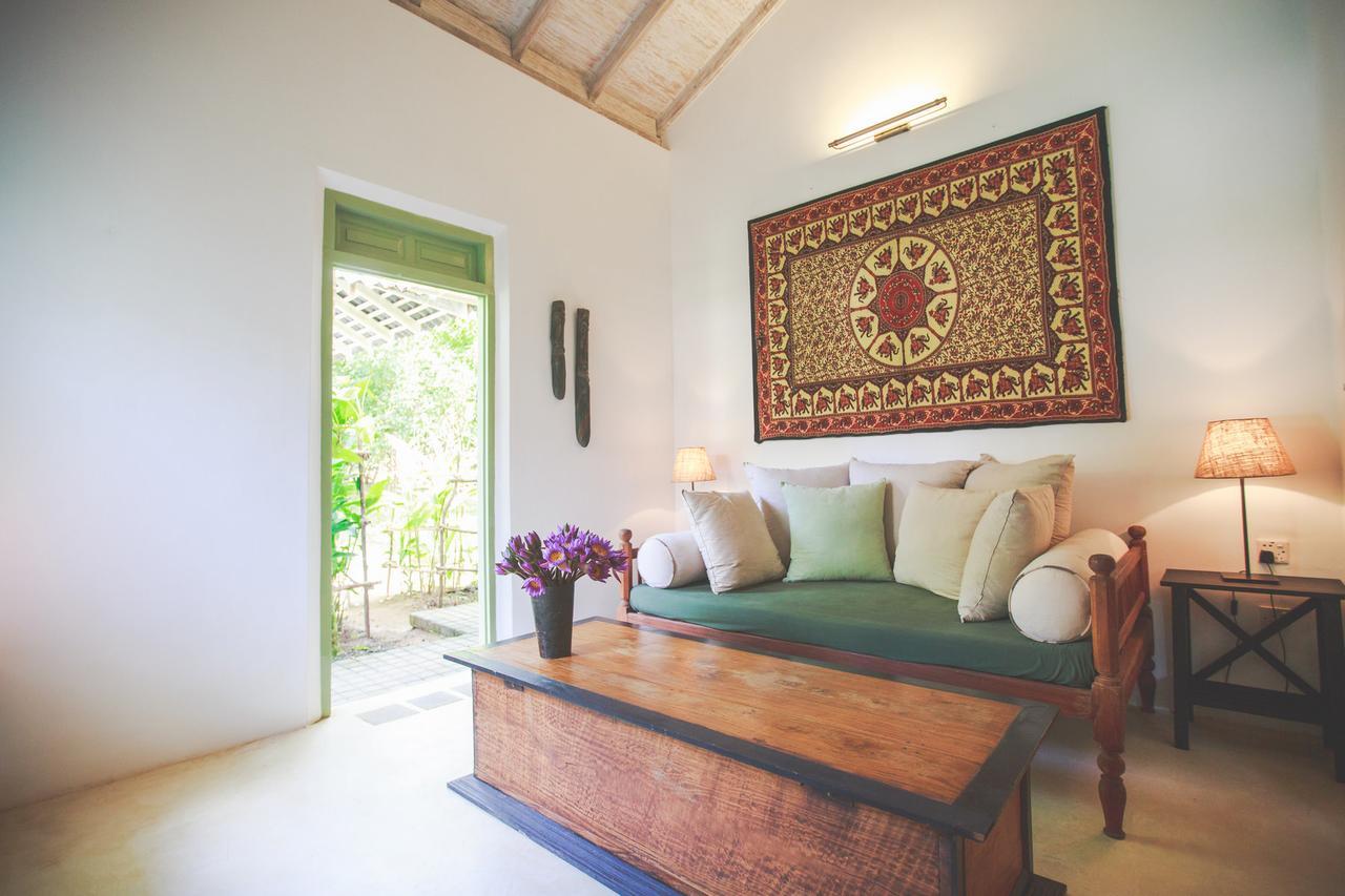 אהנגאמה Karmel Villa Thalduwa Island - Five Bedroom Luxury Villa With Private Pool מראה חיצוני תמונה