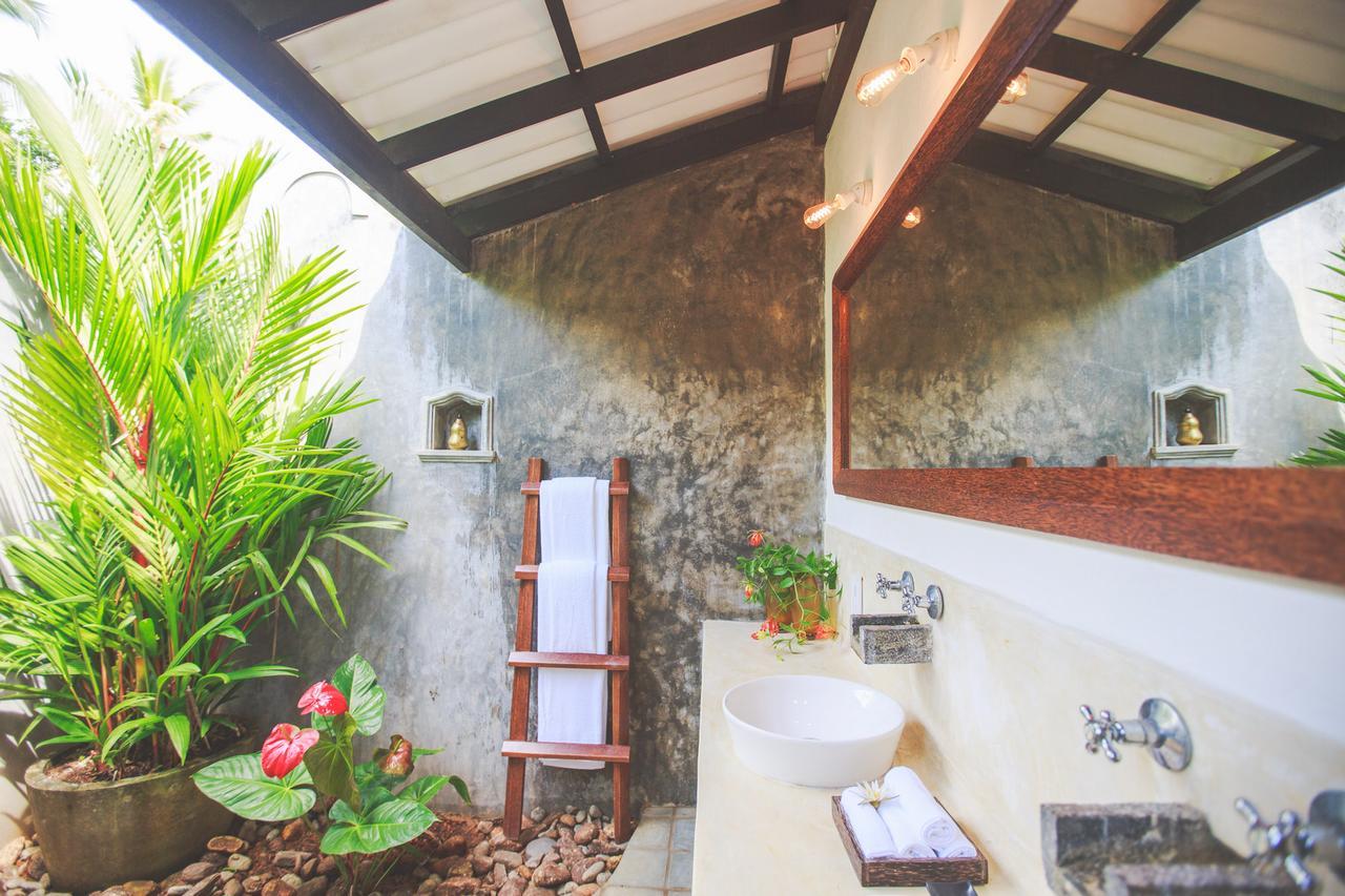 אהנגאמה Karmel Villa Thalduwa Island - Five Bedroom Luxury Villa With Private Pool מראה חיצוני תמונה